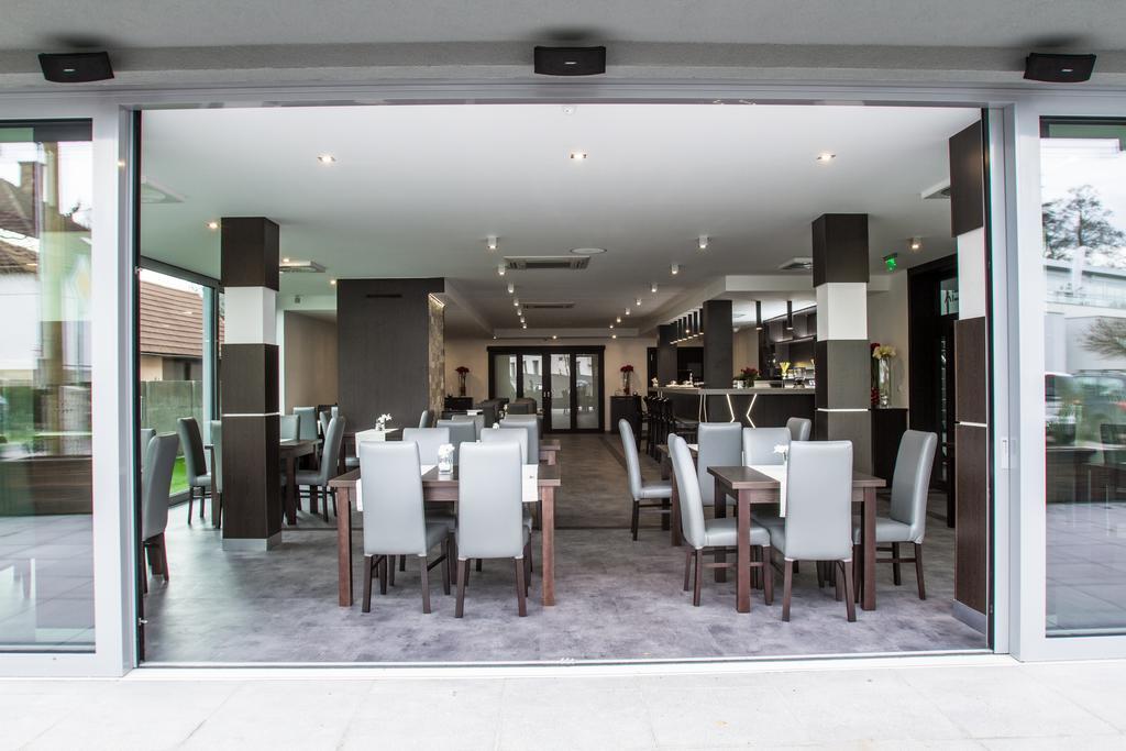 Guest House Frizzante Турчьянске-Теплице Экстерьер фото